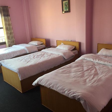Obey Guest House Pokhara Exterior foto