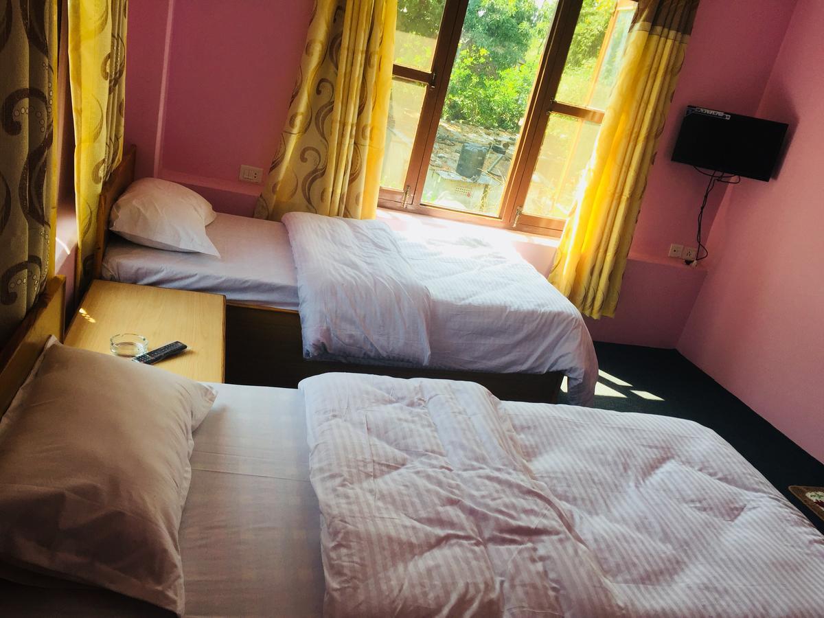 Obey Guest House Pokhara Exterior foto
